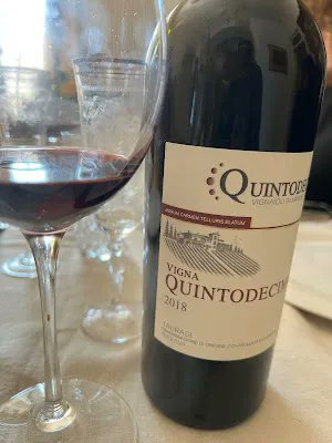 percorsi_divino's tweet photo. Luigi Moio è un grande professore e un vignaiolo altrettanto attento e preciso così come il suo Vigna Quintodecimo. Oggi vi raccontiano l'annata 2018 del suo grande Aglianico!

https://t.co/Eu64OdbXoO https://t.co/duGHFsKmom