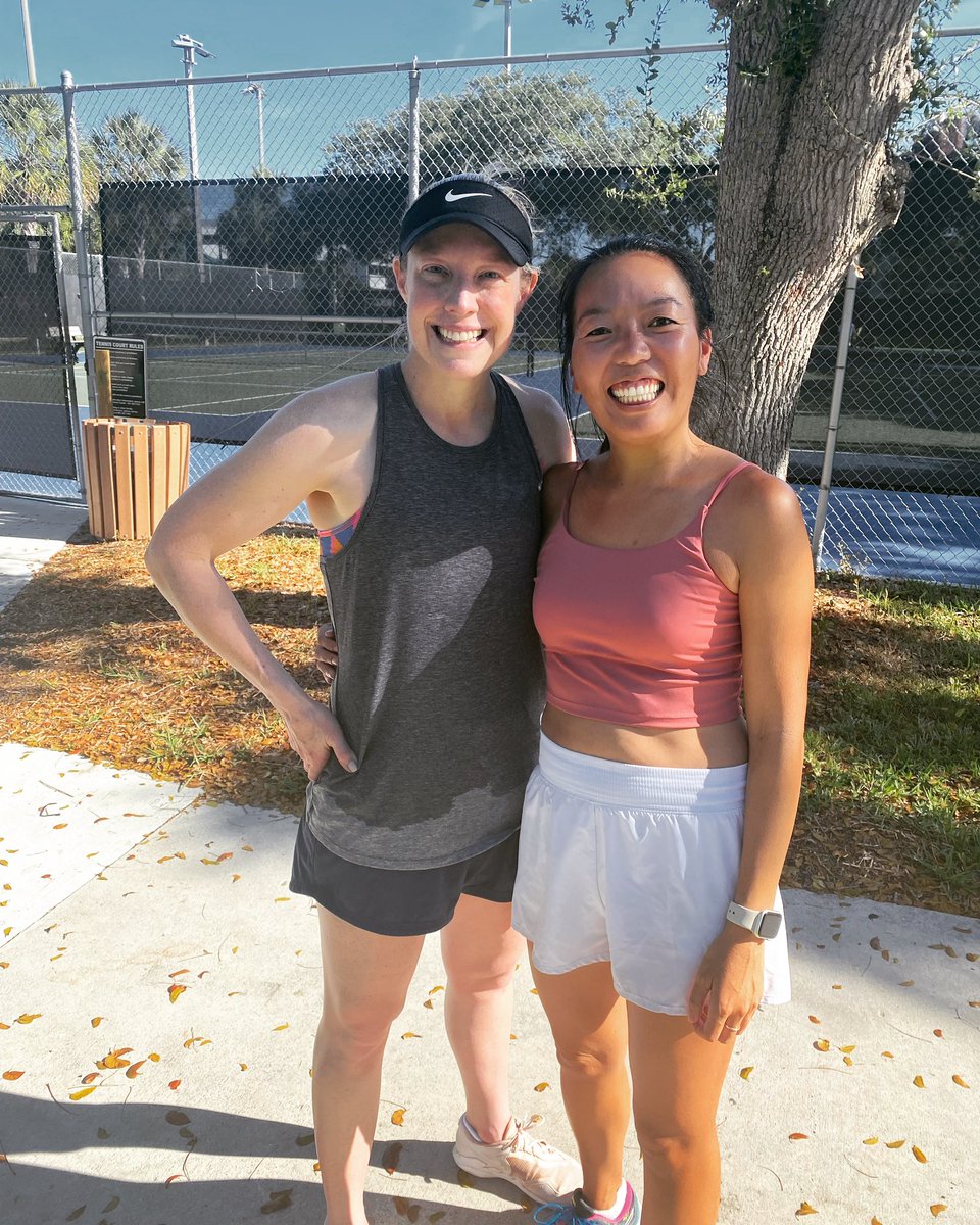 Vania King tweet media