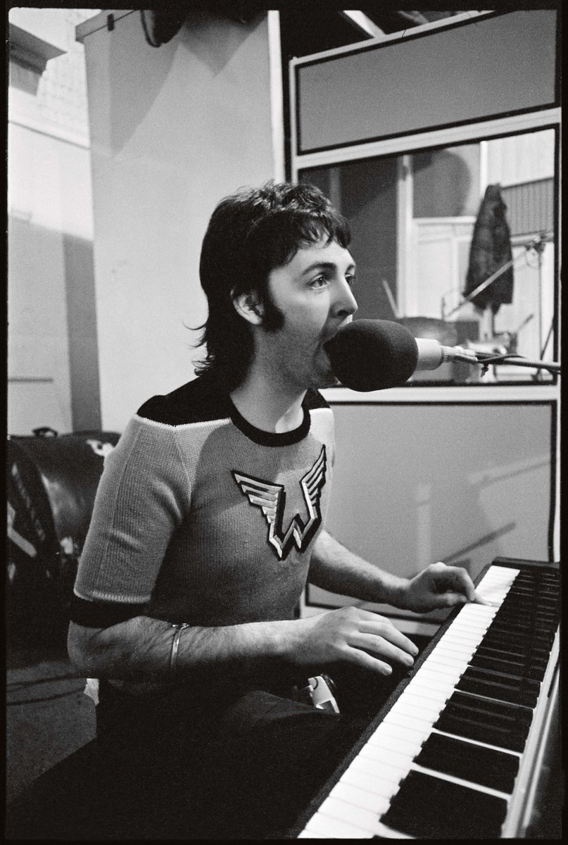 PaulMcCartney's tweet photo. Paul recording 'Red Rose Speedway' at Abbey Road Studios, 1972. Photo by Linda McCartney 🌹

Marking 50 years of the iconic Wings album, 'Red Rose Speedway' will be released on limited edition vinyl on 22nd April for @recordstoreday. Find out more: https://t.co/BTBEm3R6ja https://t.co/vW7fuvZsFE