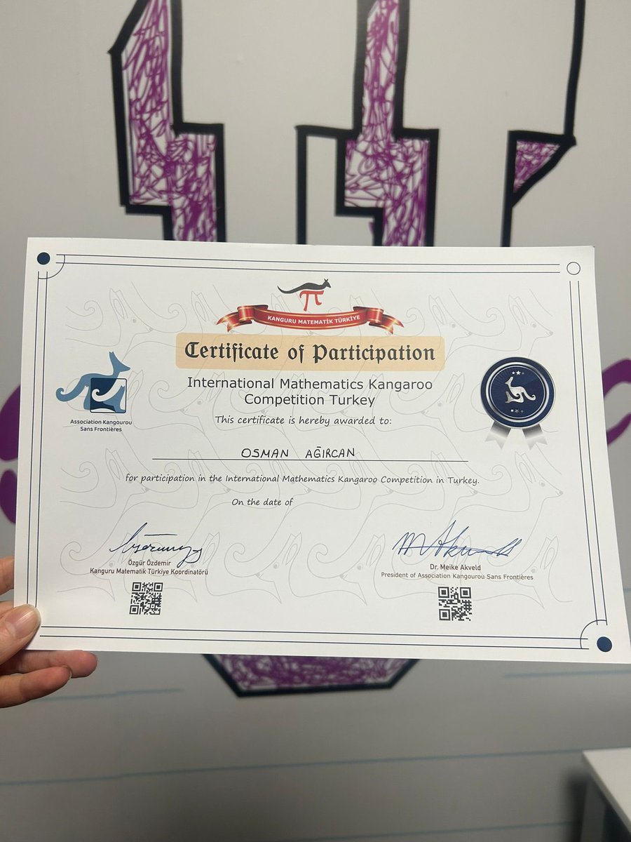 Yaratıcı ve günlük hayattan seçilen problemler ile öğrencilerimizin matematiğe olan ilgisinin arttırılması ve becerilerinin geliştirilebilmesi için 80 ülkede gerçekleştirilen Uluslararası KANGURU Matematik Yarışması bu yıl okulumuzda gerçekleştirilmiştir🎖️
<a href="/MUSTAFACAKIR28/">MUSTAFA ÇAKIR</a>