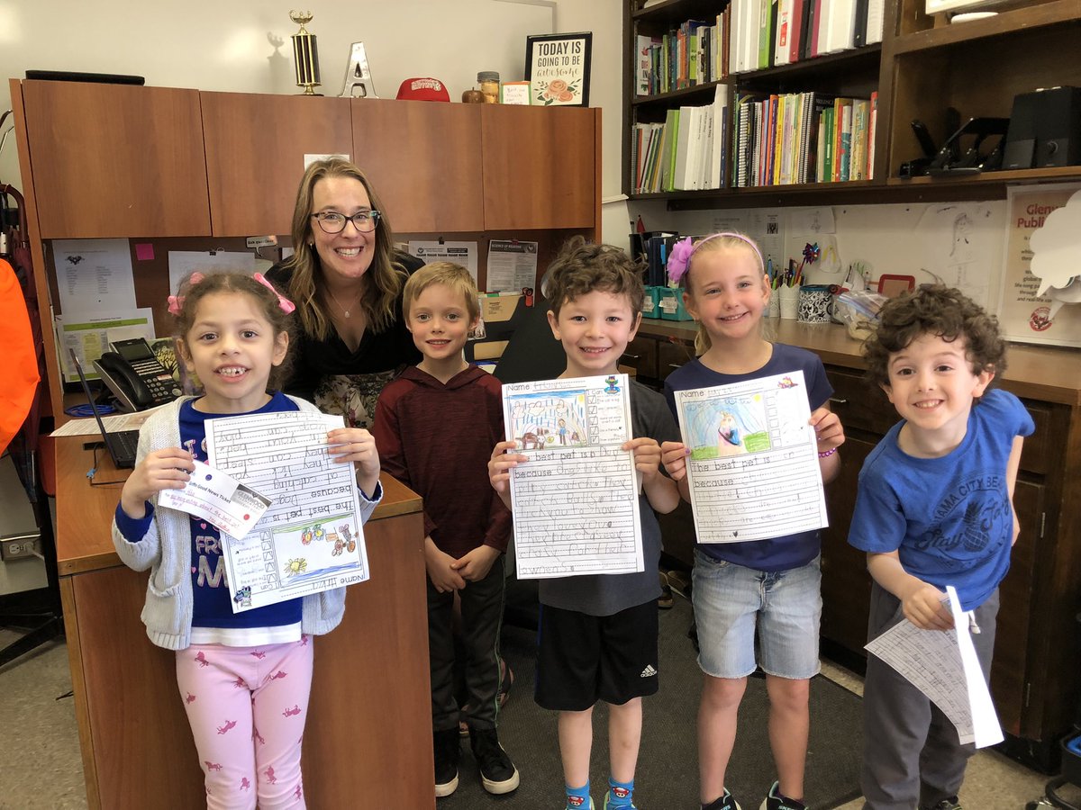 teach_terri's tweet photo. We had a celebration in the office!  Fabulous stories, drawings, writing and #bucketfilling from awesome Grade 1’s in Ms D’Agostini’s class!  These students are #thinkers and are  #balanced https://t.co/yvgznnJjdl