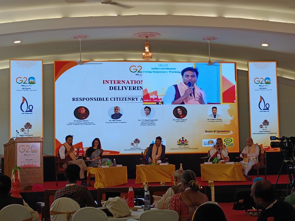 C20EG's tweet photo. #C20 WG on Delivering Democracy conference had a panel discussion on responsible citizenry and responsive governance featuring an esteemed group of experts.

@kirandaresa
@SriSri
@ArtofLiving
@graamresearch
@Asia_HSF
@balavikasa_ngo
@GramyaIndia
@r_basavaraju

#Civil20India2023 https://t.co/9yxgqRMLkb