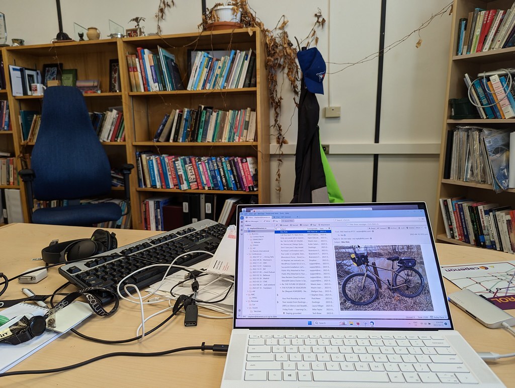 Downes @Downes@mastodon.social tweet media