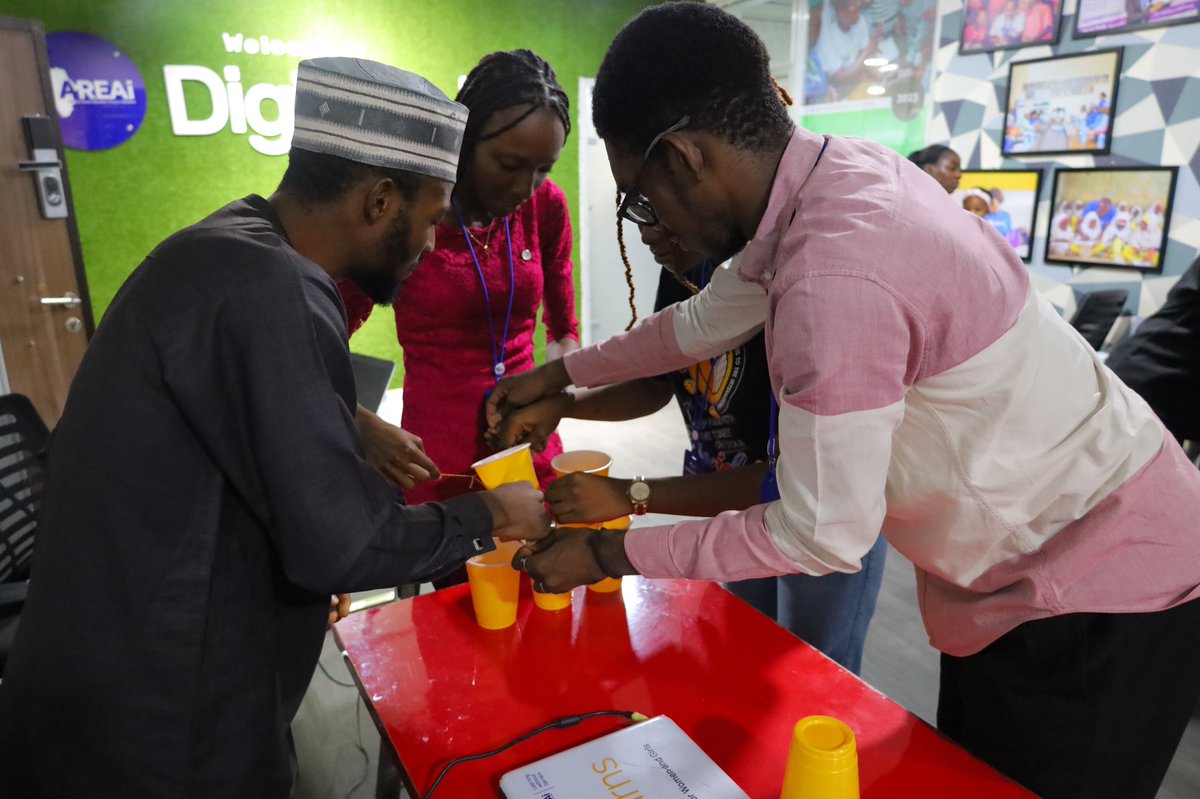 Areai4Africa's tweet photo. โLearning through play is essential to a childโs growth.โ - Parenting For Brain (2022). Play not only improves cognitive learning, but it also improves the physical, social, and emotional well-being of children and young people.
#AREAi #CognitiveLearning #PlayAndLearn #Learning https://t.co/yQKhjOKoEh