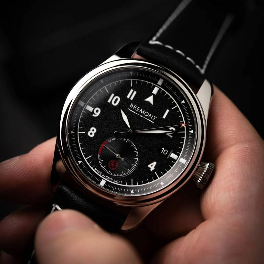 Bremont's tweet photo. The first of Bremont's pilot watches to feature an #ENG300 Series movement, the #BremontFury is powered by the ENG365 calibre, providing timekeeping excellence with a 65-hour power reserve.
Find your nearest store at https://t.co/mmcIQbqoyz
📸 @joelmckellar
#BremontH1 https://t.co/LqS3BJR1ic