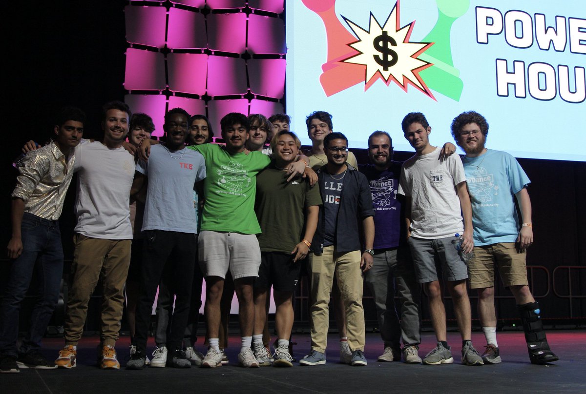 UDelaware's tweet image. T-minus 10 days until our Blue Hens hit the dance floor to create a season of change for children battling cancer. 
ow.ly/EnmH50NI7Os