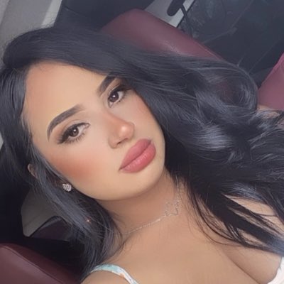 Candieegee16's tweet photo. #NewProfilePic https://t.co/NkgzWlKafI
