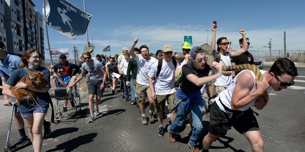 E-Days is right around the corner! We can't wait to kick things off with our Ore Cart Pull tradition. The 7.5 mile voyage to Civic Center Park is an absolute blast!
#EngineeringDays #Orediggers