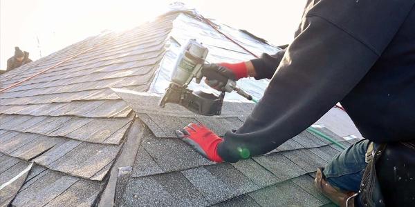 roofingnearme's tweet photo. RT RoofCoffeeShop: Introducing Roof Quote PRO™ Version 2.0 - Roofing Contractor Software for the Future 
https://t.co/fqiWmVs6xF 

#ROOFLE #RoofersCoffeeShop #RoofingProfessionals #RoofingContractors #RoofingIndustry @RoofleOfficial https://t.co/WKYbSNTdp1