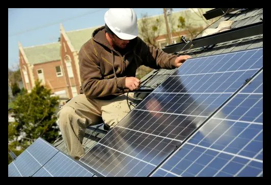 MurphyInsurance's tweet image. Did you know the alternative energy industry has unique risk exposures that aren’t covered by traditional insurance policies? Discover our custom solar #insurance solutions to protect your growing business. buff.ly/3BA13zc
 
#solarinsurance #solarenergy