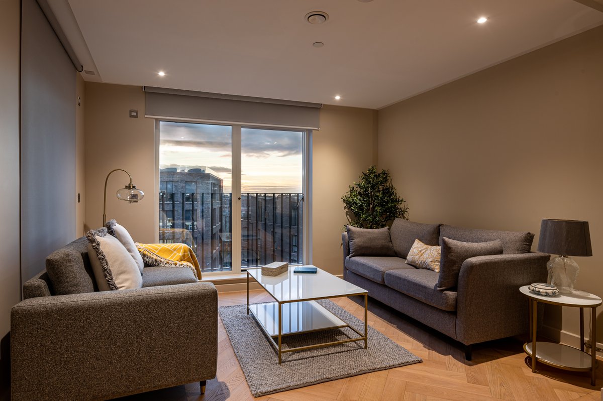 Not long until we finally see some warm weather.

If you’re looking for somewhere you can kick your feet up in the sun and be close to all the action #York has to offer, HQ is the perfect development for you.

Discover our prestigious apartments:
bit.ly/2sl1NHV
