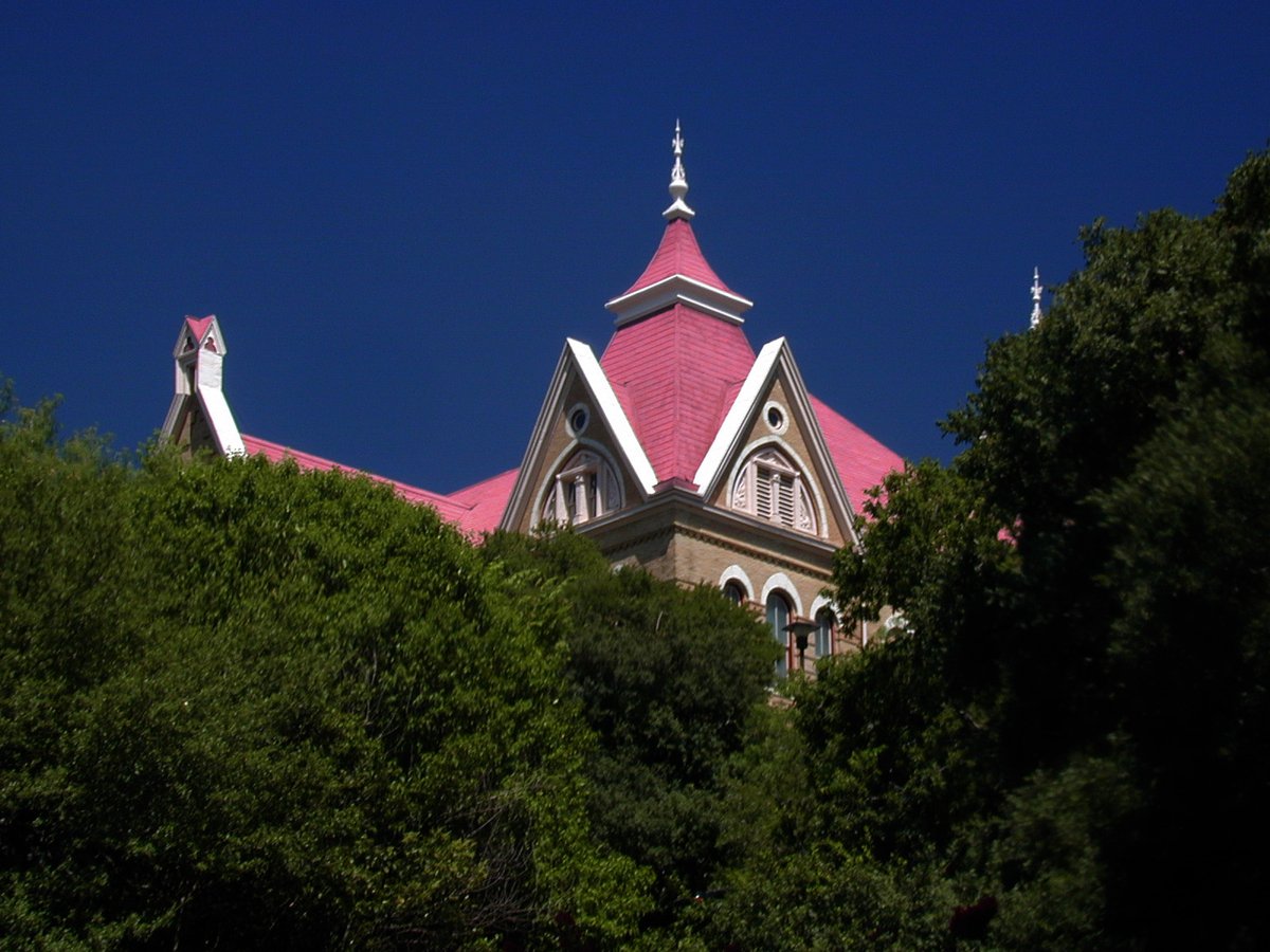 A beautiful view of the #txst Old Main roof, 1999.

#txstUnivHistory