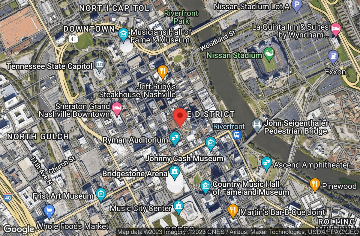 311Nashville's tweet image. 🚨 PERSONNEL IN SERIOUS DANGER / POSSIBLE OFFICER DOWN at 4Th Ave N / Commerce St in Central (reported 4:22pm)