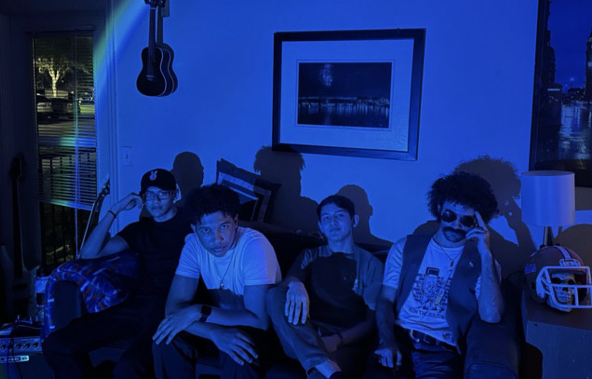 HighDiveGville's tweet photo. JUST ANNOUNCED! A night of LIVE LOCAL MUSIC Wednesday 5/10 at High Dive ft. @nhwmusic1 with special guests Monk - E / Daydreaming / The Housing Crisis!

Support your local music scene! Tickets ONLY $8 at https://t.co/fVKiaeVwM5

LIVE stream + on-demand at https://t.co/iH2I8tKZAk https://t.co/FhECpS3wi4