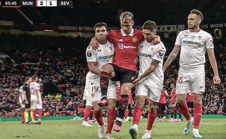 FinaNapoleon's tweet image. 😭😭😭
This game