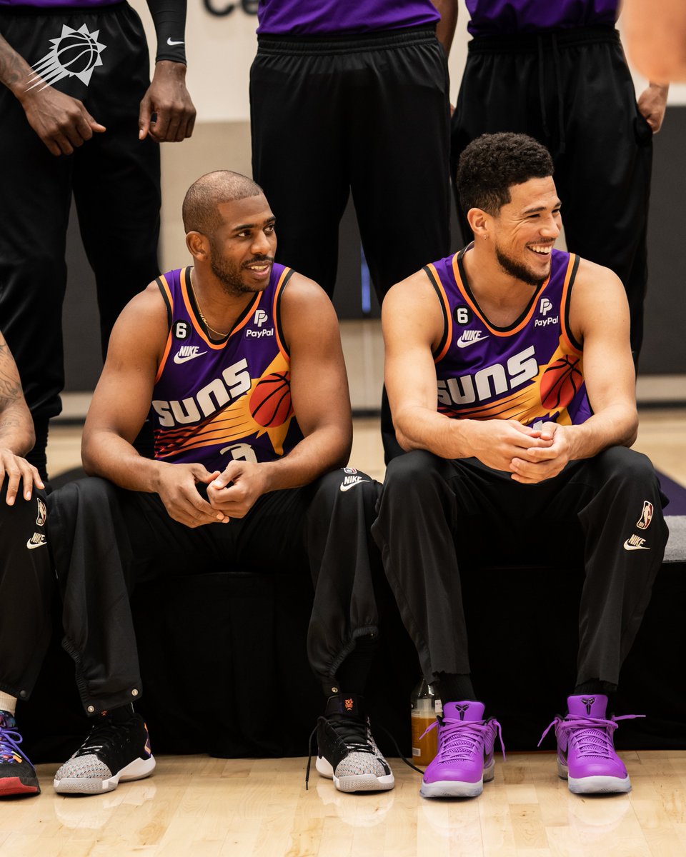 Suns's tweet photo. IT'S PHOTO DAY!

Show off our favorite smiles 😁 https://t.co/cEyAp61B16