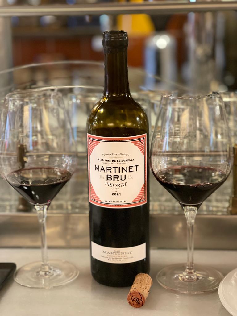 trentarruno's tweet photo. Día 103
Un día, un vi
Martinet Bru 2021
Priorat
.
.
@MasMartinet
@mcruarua1
@bardelpla
.
.
#día103 #undiaunvi #garnatxa #samso #carinyena #priorat #licorella #falset #campdelx #racodanna https://t.co/g2f5LRgQK0