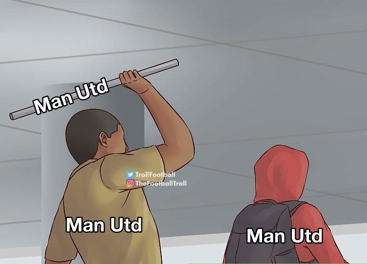 TrollFootball's tweet photo. Man United against Sevilla https://t.co/S4auoUByP3