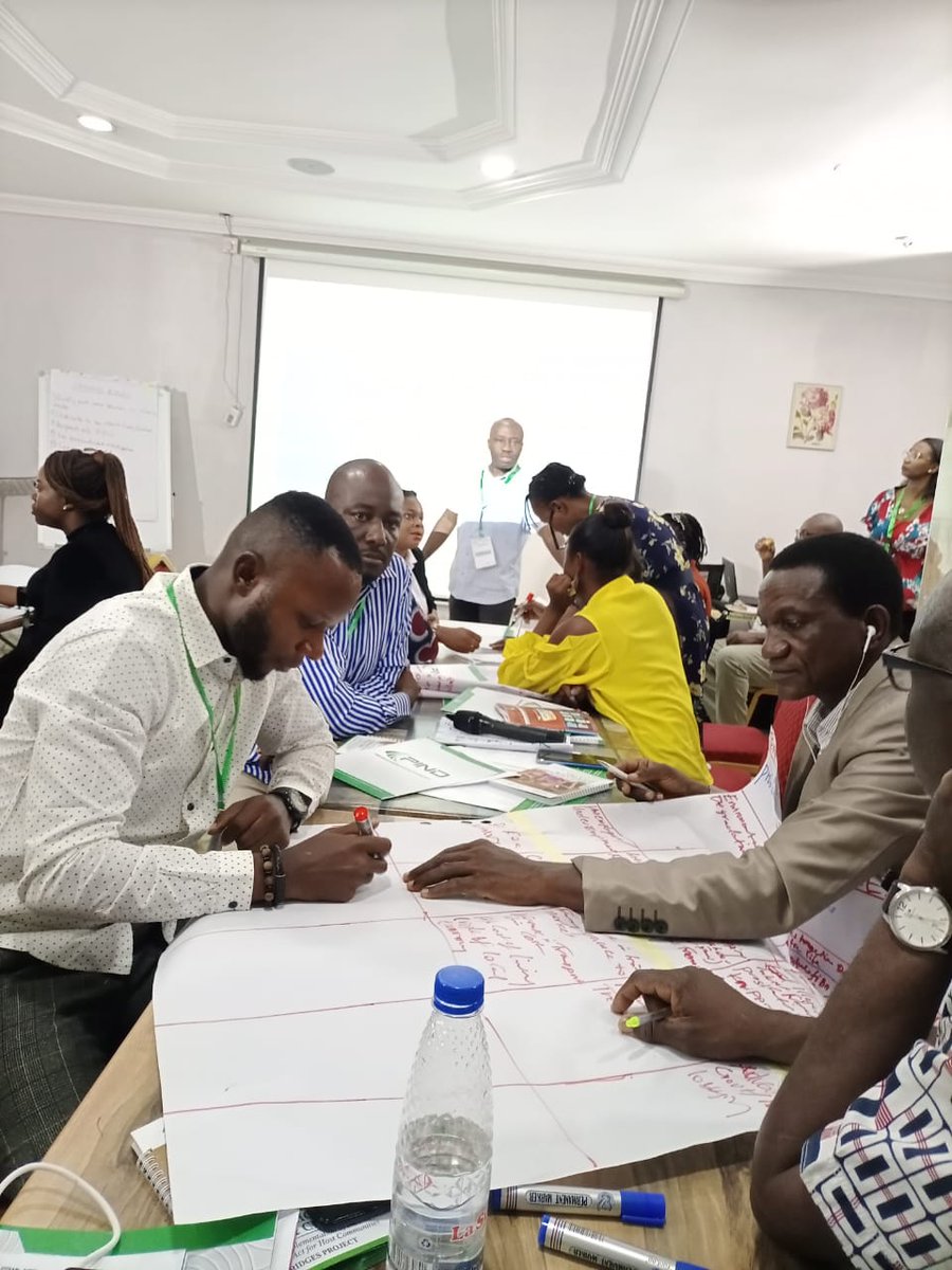 Today's Session was Analysis of Community Problems-- Problem Analysis Matrix
Identification and Status of Development Project in the Community
@PINDFoundation @FundHumanRights @Gabucher @USinNigeria @USIP @USAIDNigeria @USAID @UNDPNigeria @FordFoundation @ActionAidNG @macfound