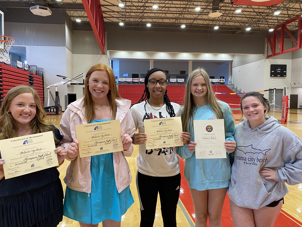 Thompson_Vball's tweet photo. Special honors today for some of our Volleyball players. Inducted into various honor societies on campus! #Committed2Excellence https://t.co/JYKuBJY6oQ