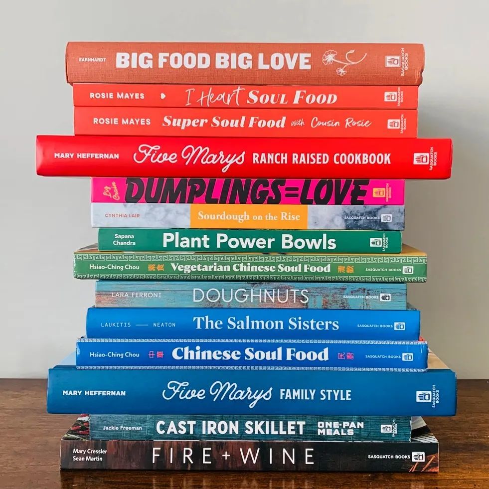 foodloverPDX's tweet image. 📚❤️💯 Reposted from @sasquatchbooks We’ve partnered with @humblebundle and @nokidhungry to teach you how to #CookAlmostAnything! This charity-driven bundle features over $400 worth of digital cookbooks—including lots of #sasquatchbooks—full of diverse… instagr.am/p/Cq_Vy79vbvc/