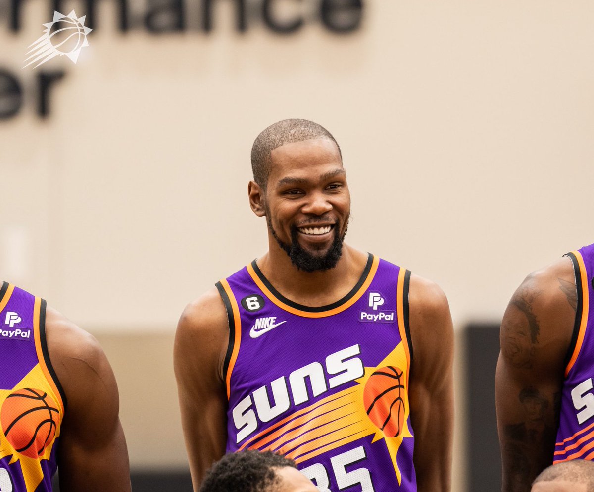 AndrewLeezus's tweet image. KD got a fresh cut btw 3rd Finals MVP incoming