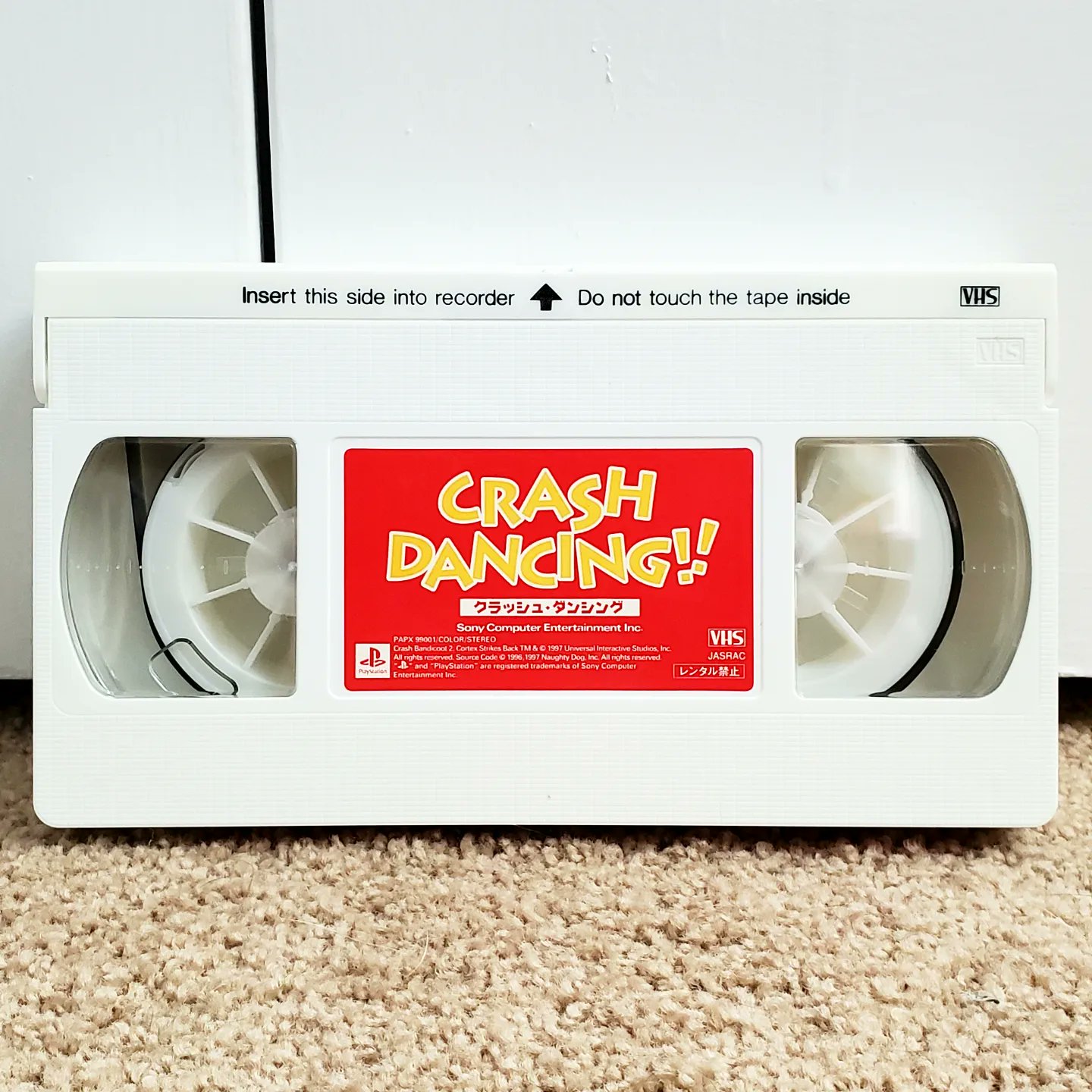 激レア！極初期クラッシュVHS Ftn3XRsX0AAFWGi.jpg