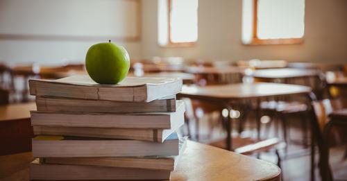 Applications are being accepted for the annual Avesta Housing scholarship! The scholarship is open to Avesta Housing residents who are enrolling in a post-secondary education program in the next 12 months.
Deadline is May 8. Click here to apply: bit.ly/3zVMZyL