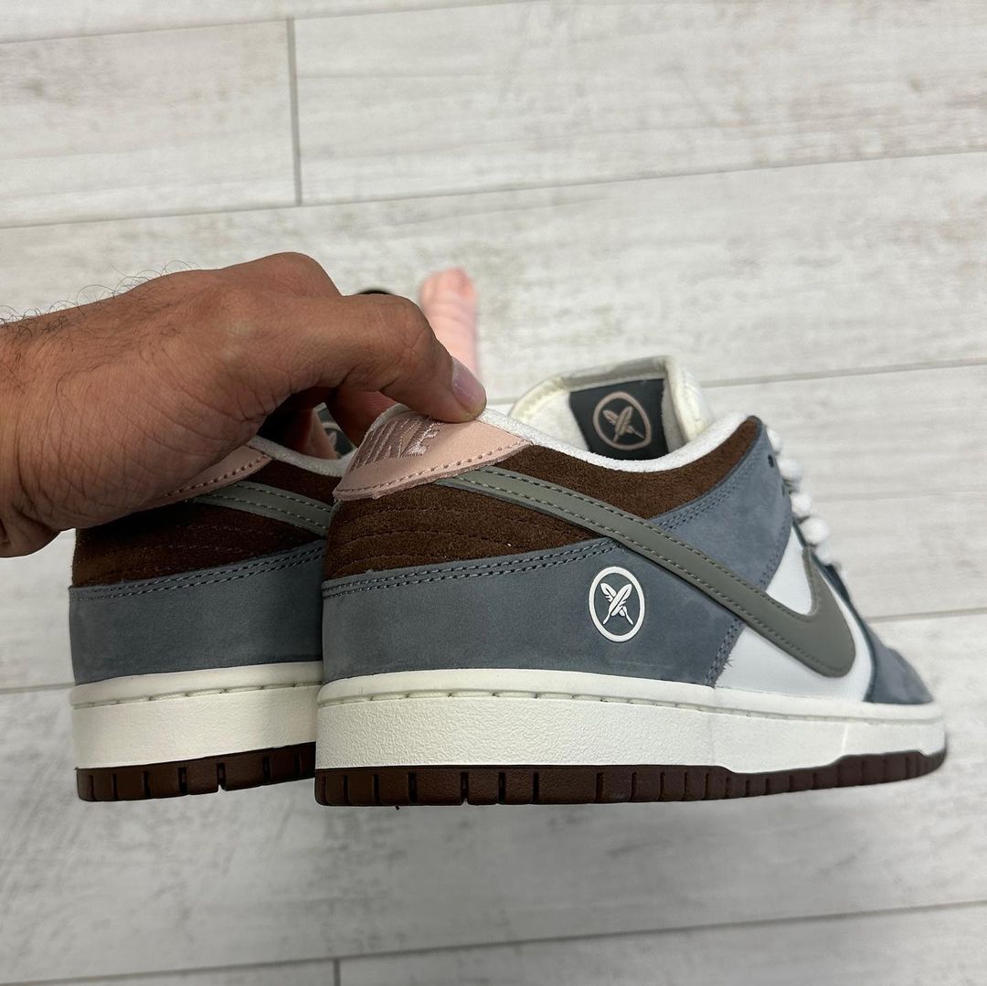 In Hand Look at the Yuto Horigome x Nike SB Dunk Low 🤎🍧 bit.ly/3ZJtbtV