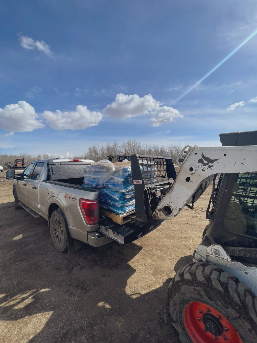Dirty truck and demo seed - spring is here!! Excited for a good year 😊