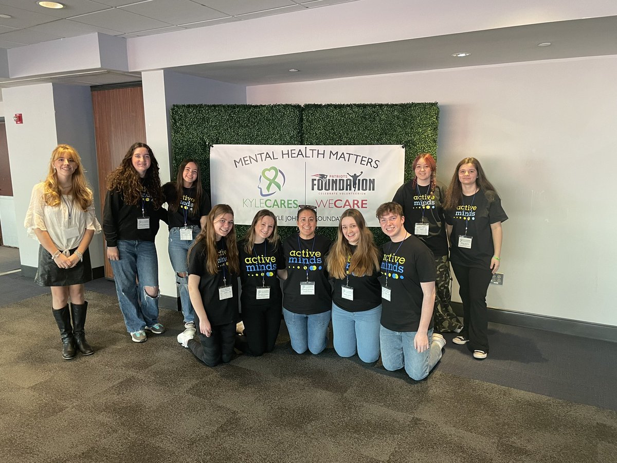 MMHS_SAC_MissA's tweet photo. We are so excited about what we learned today and what’s to come for the MMHS Active Minds chapter. Thank you KyleCares and Patriots Foundation for hosting us. It’s OK to not be OK. @Active_Minds @MashpeeSchools https://t.co/gpzlmz1GEO