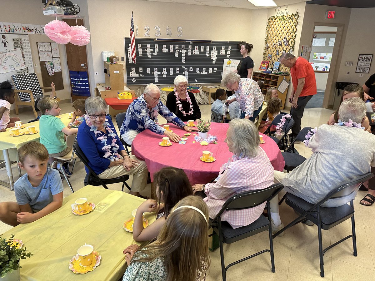 Cartycrew's tweet image. We made some friends from Northridge Retirement Community today! We were so excited to have them over for a tea party, games, dancing, crafts, reader’s theater, and planting flowers.