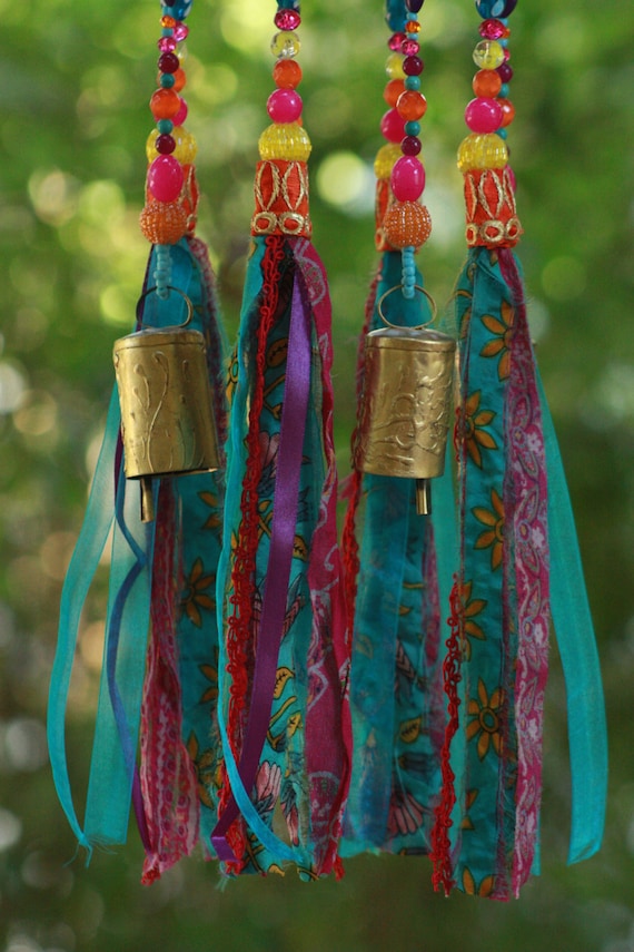 PeterRonit's tweet image. Purple Pink Turquoise and Orange Beaded Mobile etsy.me/2PoQwSg #glassbeadstrands #ceilinghanging #bellwindchimes #windchimes @etsymktgtool