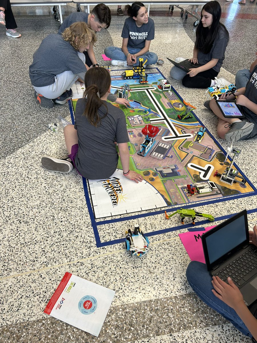 First ever Robotics Exhibition at Pinnacle!  Thank you <a href="/CanyonIntSch/">Canyon Int Sch</a> for joining us this afternoon!