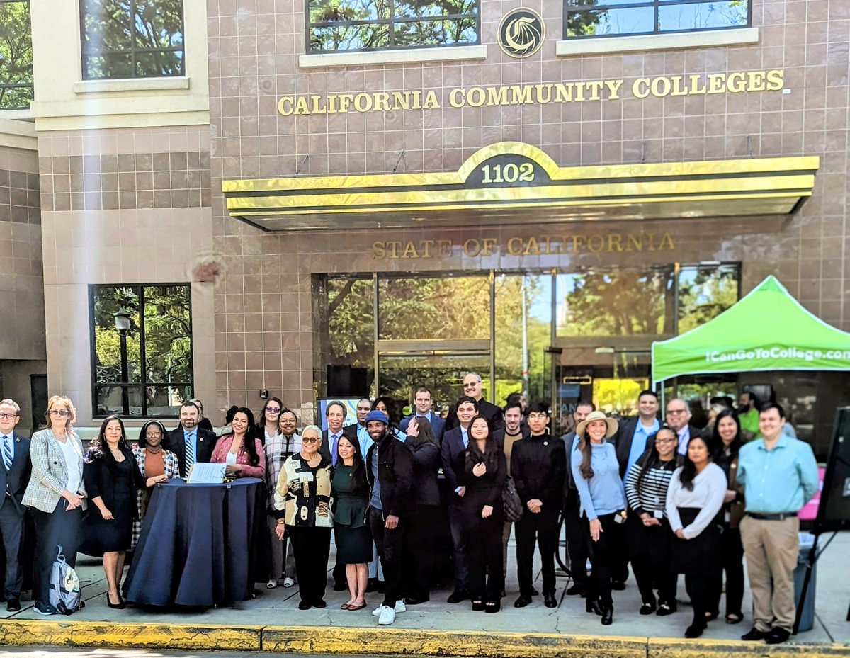 A big #ThankYou to everyone that came to our headquarters for @CalCommColleges Advocacy Day!

#CCCAdvocacy2023
#SupportStudents 
#Here4CCC 
#CACommunityCollegesMonth
#NationalCommunityCollegeMonth
#CCCMonth
#CCMonth 
#HigherEd
#CAHigherEd