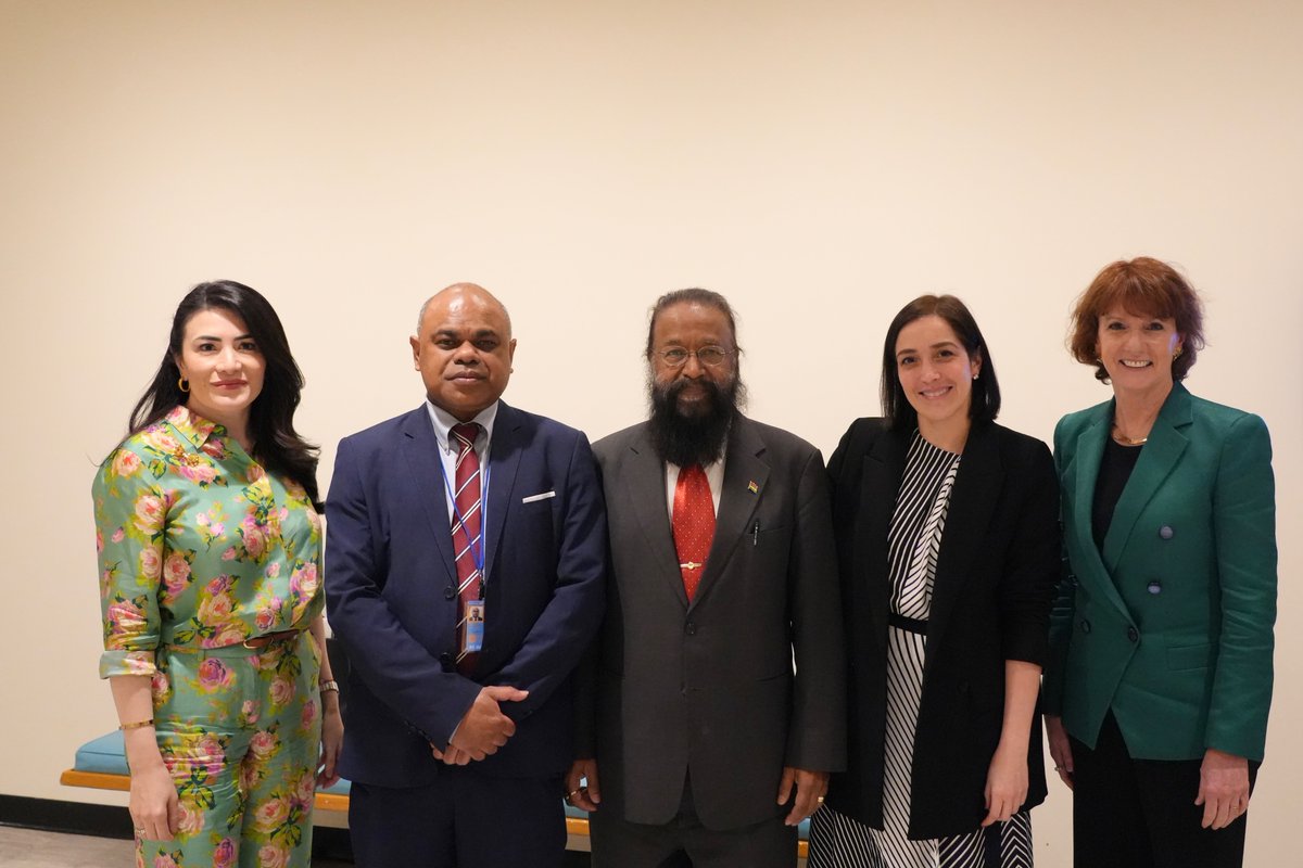 VanuatuUN's tweet photo. Today, together with @CostaRicaONU we hosted a panel discussion on ICJ Advisory Opinion procedure and what to expect next. Prof. @clevelandICJ presented a comprehensive take on ICJAO procedure from adoption till such a request reaches the court, while Amb. @KoonjulJagdish reflected on his experience navigating the Chagos Advisory Opinion. Incredibly rich discussion with practical suggestions on what states can do next. @luciasolano expertly moderated the panel providing insight from her own experience with the ICJ. Thank you to colleagues for attending and we look forward to continuing the conversation! @odo_tevi @MaritzaChanV