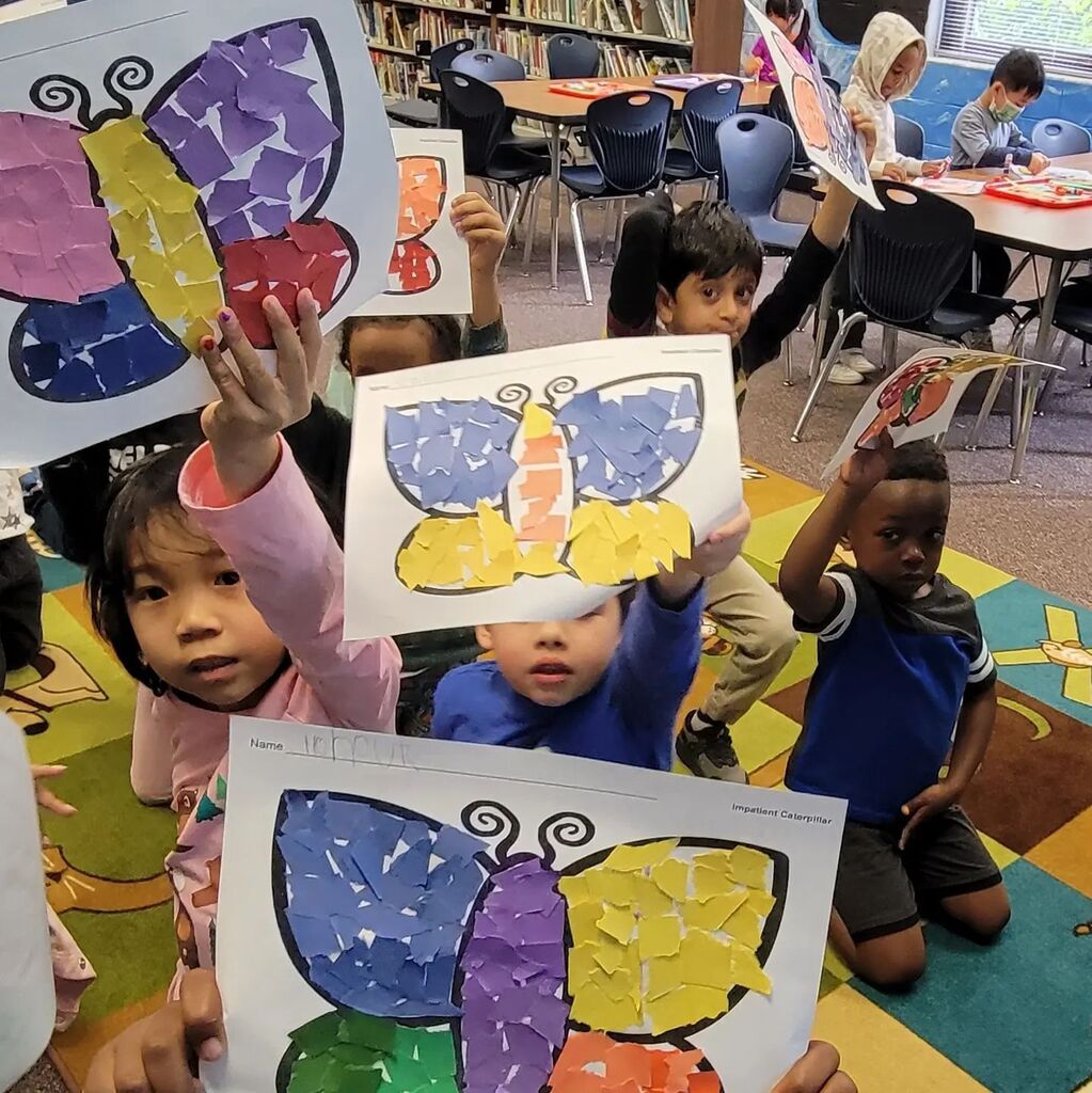 Gwin Oaks Reads tweet media