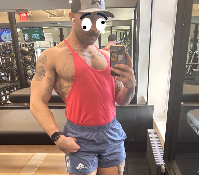 Bloop https://t.co/bgItycevl2