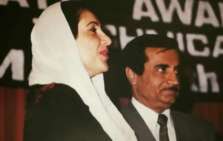 psfmansoor's tweet photo. Rememhering Ex CM Sindh Syed Abdullah Shah on his 16th death anniversary. People like Shah sb are the assets of nation. He has served the people of Sindh cordially. Sindh will remain grateful to him forever. https://t.co/jgGcdYlmq0