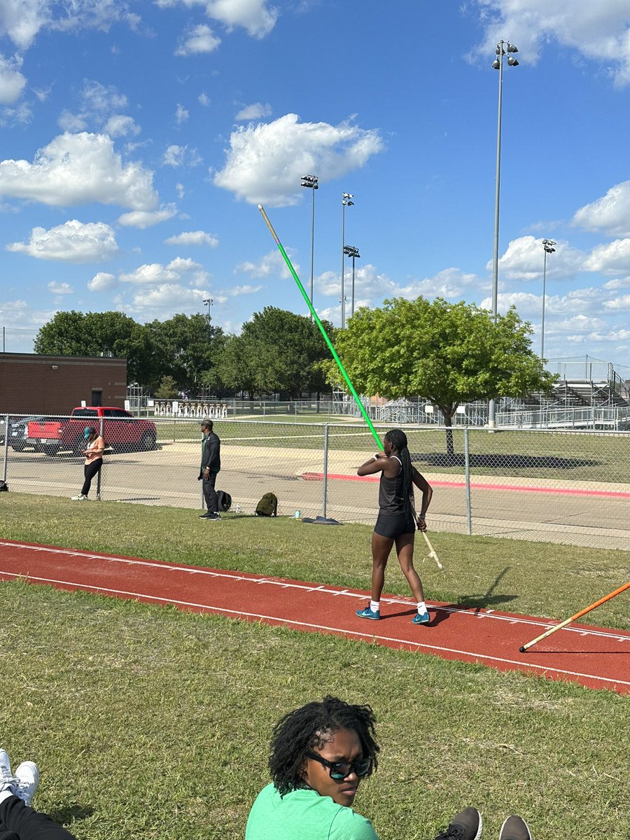 Lake Ridge Girls Track & Field on Twitter "Varsity Pole Vault is about