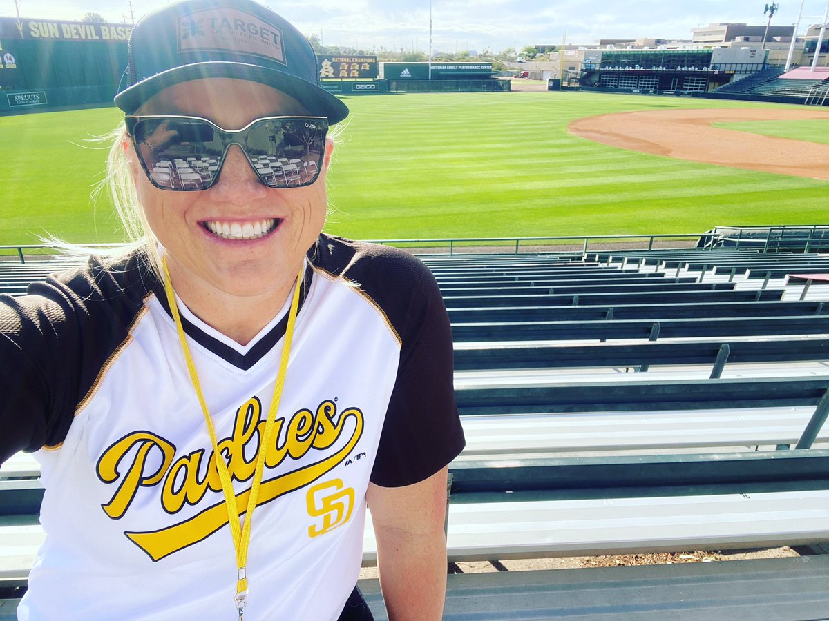 Gorgeous day to talk turf! Ask me about Sureguard to manage weeds…. I know more about that than I do how the Padres are playing. 😂 #fairweatherfan