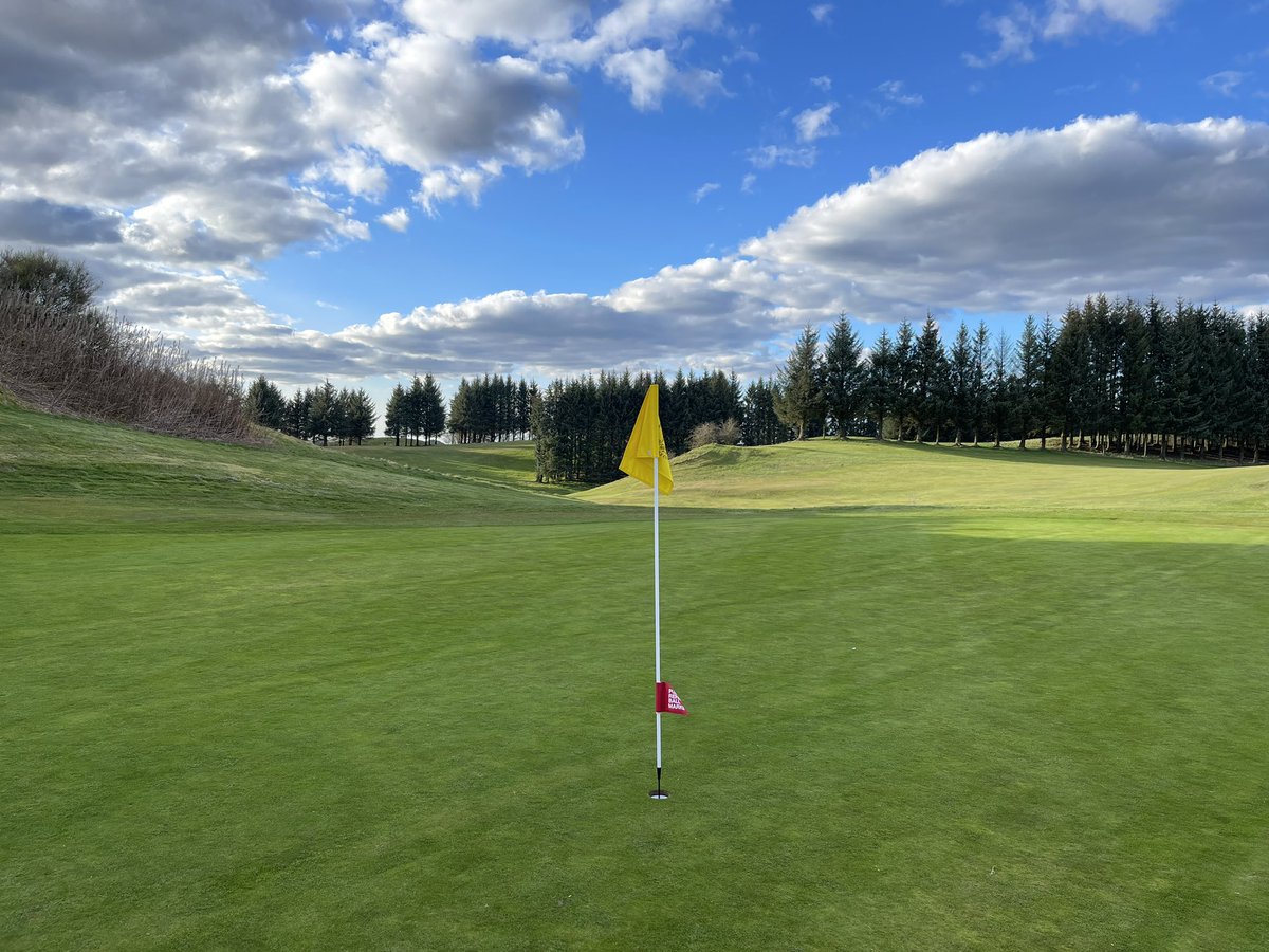 9 holes in the sun at <a href="/EastRenGC/">East Renfrewshire GC</a> ⛳️