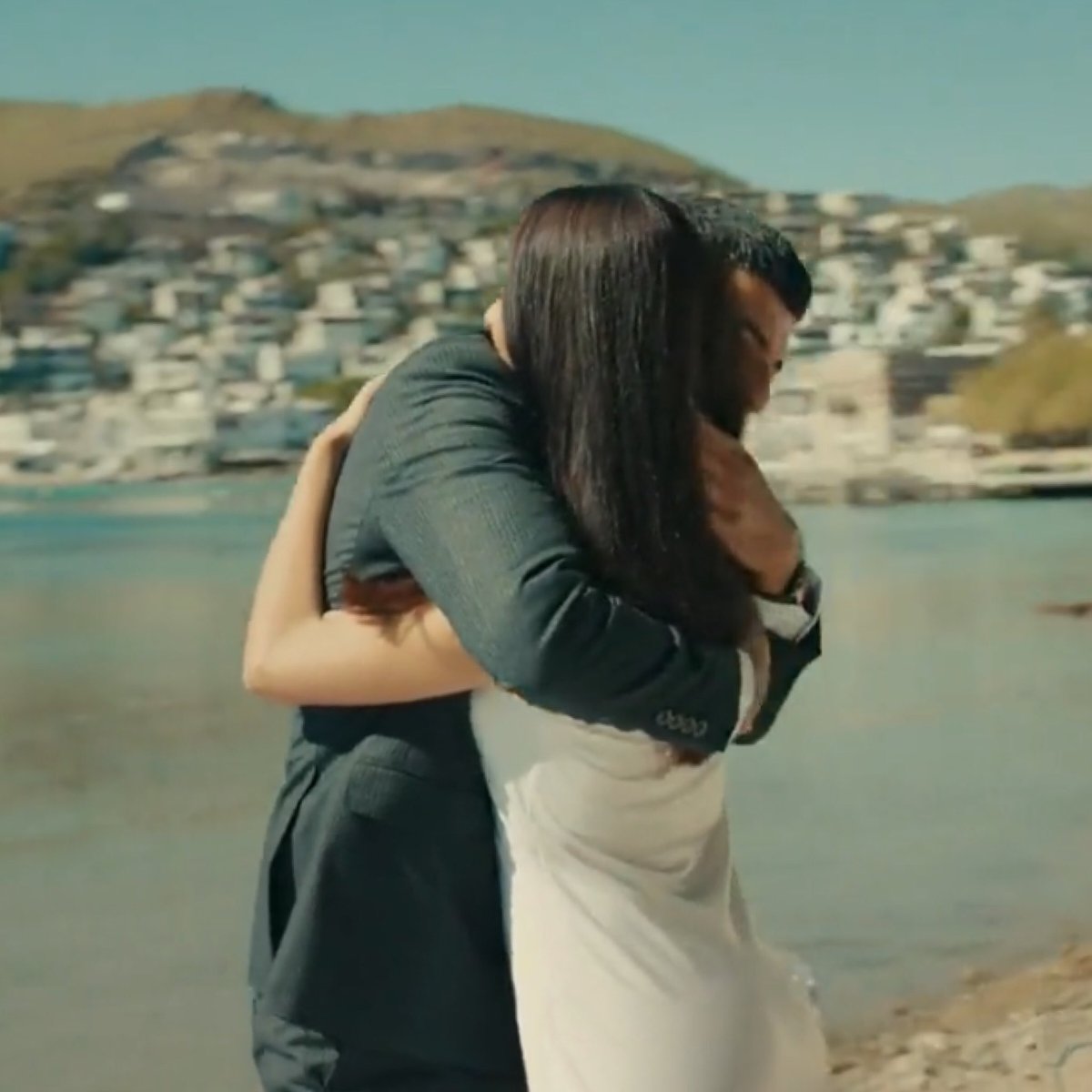 the love immortalized forever..🤍😉

#EnginAkyürek
#TubaBüyüküstün
#EnTu
#EnginTuba
#EnTuForever
#KuYuu
#EnTuUnidas