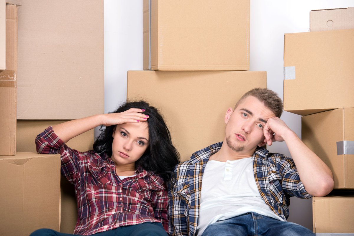 EZStorage_Co's tweet image. The last thing you want to do after a long and stressful move is unpack, but it has to be done. These tips will make it easier. bit.ly/3KiqbhB #EZStorage #DetroitStorage #UnpackingTips