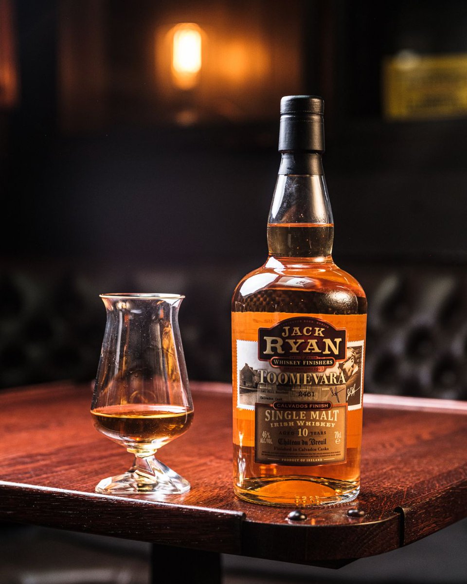 JackRyanIrish's tweet image. Toomevara 10YO Single Malt 🥃

Classic bourbon aging with a special Calvados finish through collaboration with Château du Breuil, Normandy.

#JackRyanWhiskey #IrishWhiskey #SingleMalt #WhiskeyLover #Ireland #Whiskey
