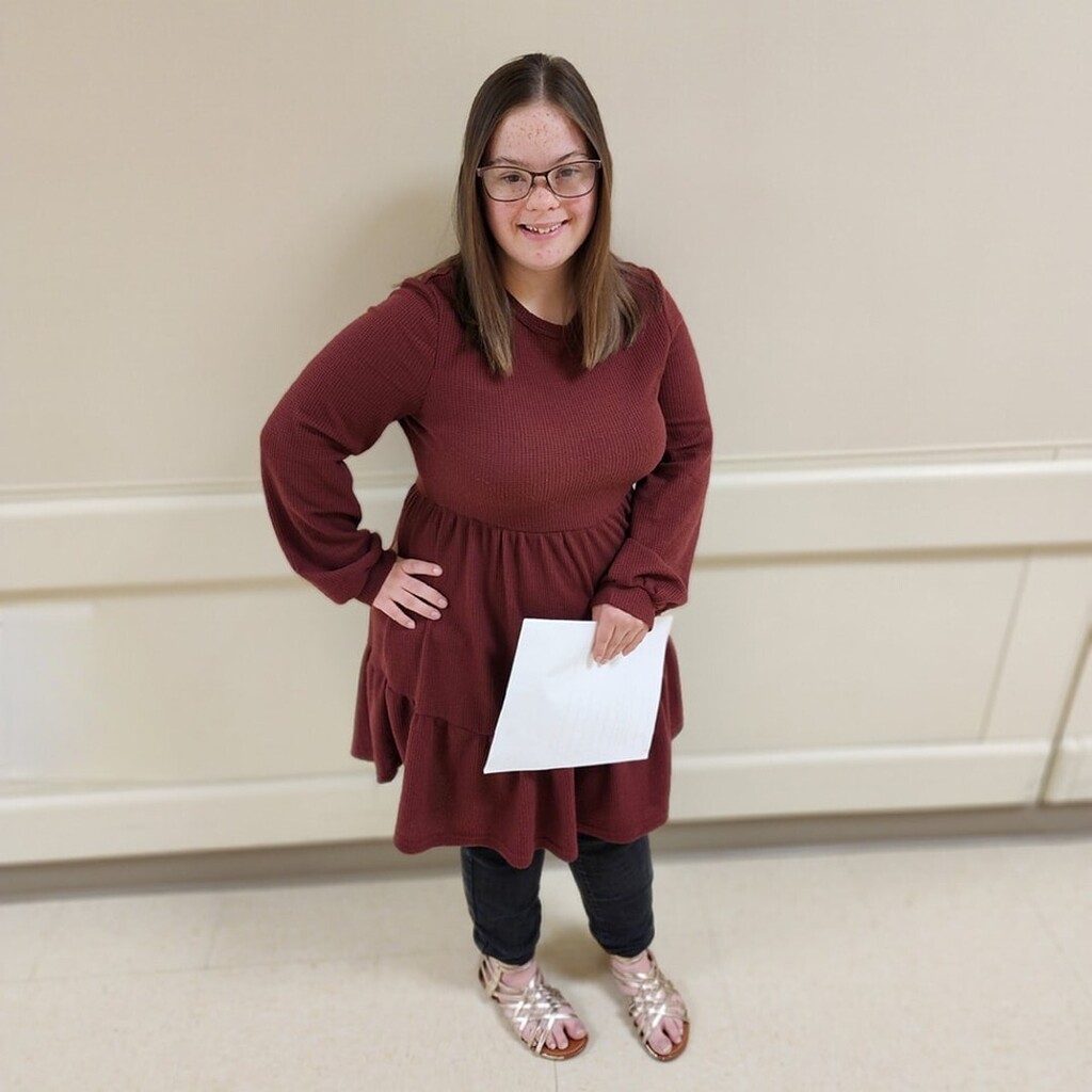 CSISDprojSEARCH's tweet image. This girl is interview 👏 ready 👏 
Loren is dressed to impress and is super prepared for her interview this afternoon!
You got this, Loren! 🙌