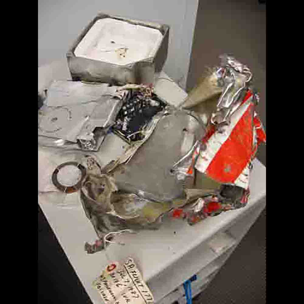 BlackBoxDown tweet media