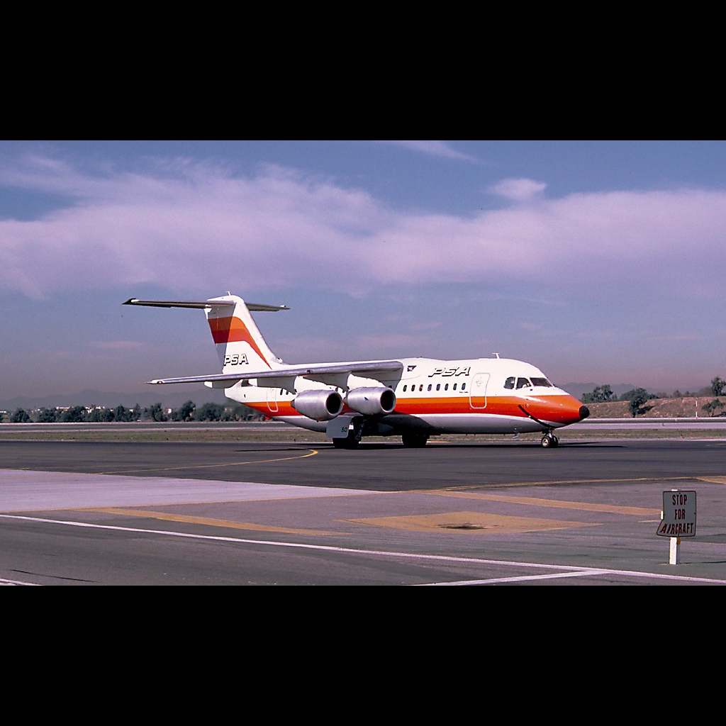 BlackBoxDown tweet media