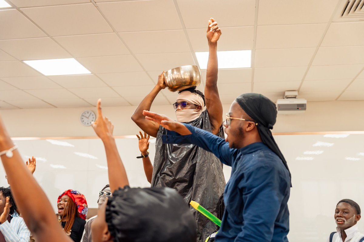 Ashesi's tweet photo. #AshesiCrazyDay https://t.co/NEIXzeyjhO