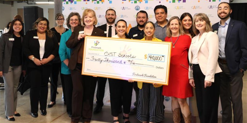 We pledged a $40,000 grant award to @CASTschools for their Teacher Residency Program! Read the full story at bit.ly/414x7pA! 🤝

#HereToHelp #SupportingEducators #FirstmarkCU #FirstmarkFoundation